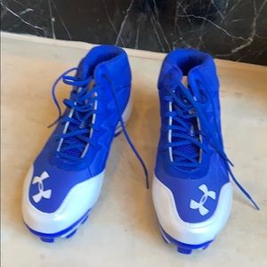 Size 11 white/blue cleats